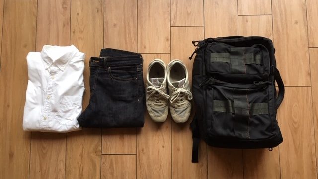 毎日同じ服を着る男 メリットデメリットとおすすめの仕事用コーデ紹介 ピースブログ